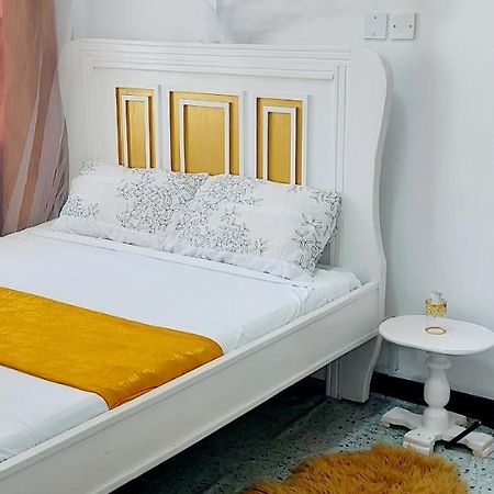 Neighbourly Nest Διαμέρισμα Μομπάσα Εξωτερικό φωτογραφία